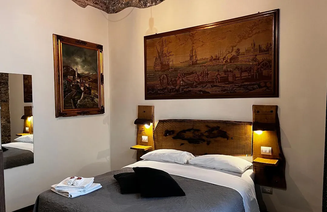 La Taverna Del Metallo Rooms-1